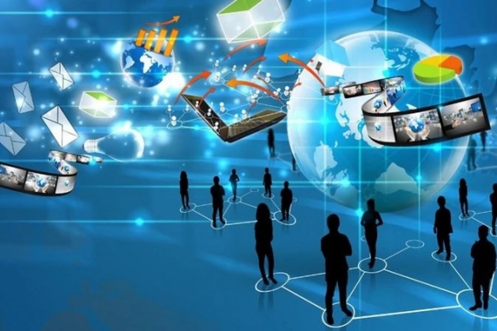 T&iacute;ch Hợp Hệ Sinh Th&aacute;i & C&aacute; Nh&acirc;n H&oacute;a